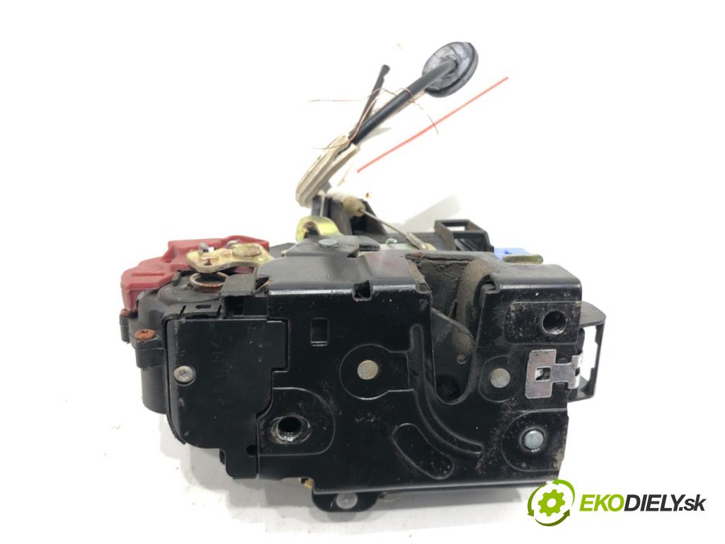 VW TOUAREG (7LA, 7L6, 7L7) 2002 - 2013    3.0 V6 TDI 165 kW [225 KM] olej napędowy 2004 - 2010  zámok dveře levý přední část 