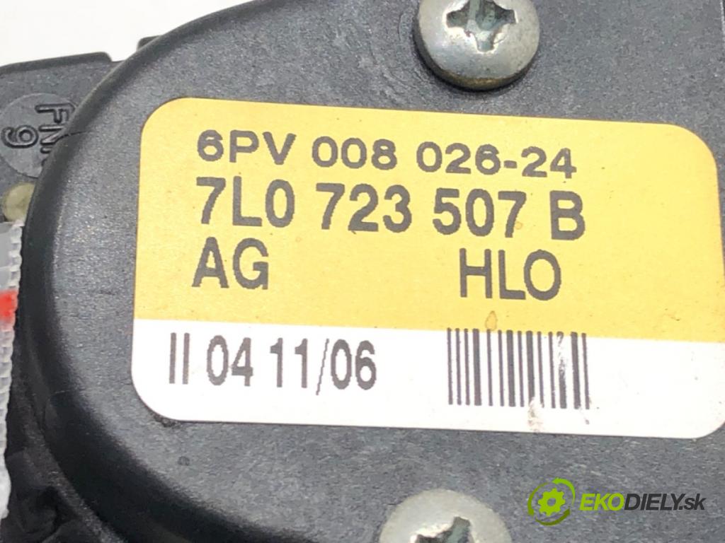 VW TOUAREG (7LA, 7L6, 7L7) 2002 - 2013    3.0 V6 TDI 165 kW [225 KM] olej napędowy 2004 - 2010  Potenciometer plynu 7L0723507B (Pedále)