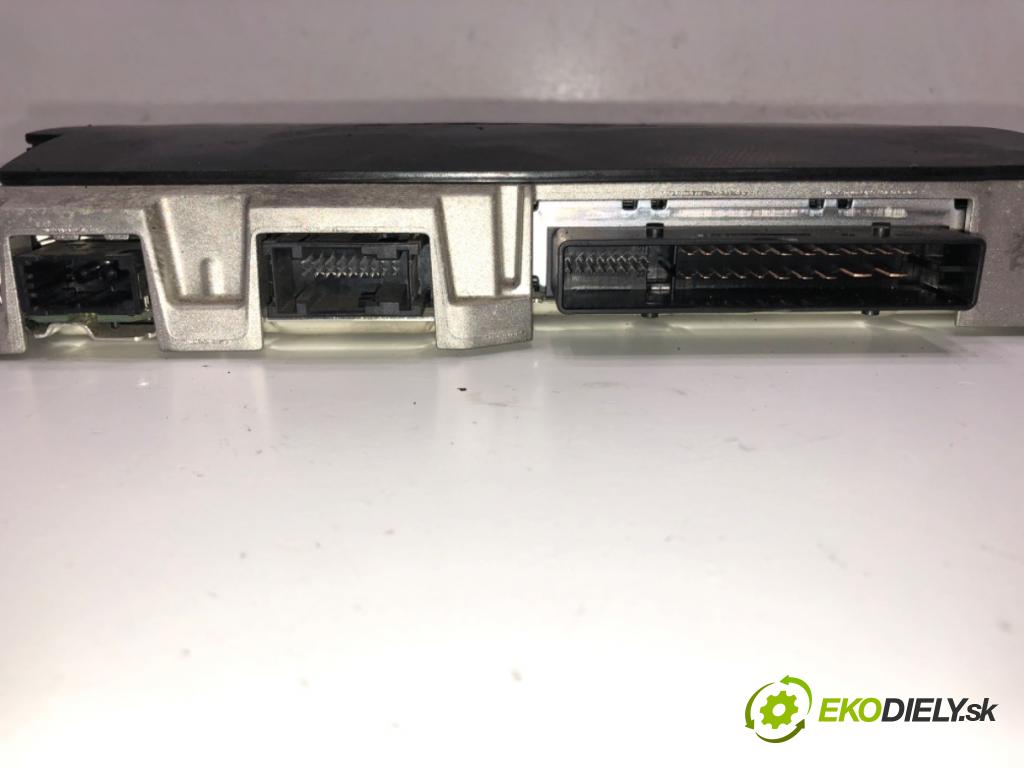 AUDI A6 C7 Avant (4G5, 4GD) 2011 - 2018    3.0 TDI quattro 180 kW [245 KM] olej napędowy 2011 - 2018  Zosilňovač 4G0035223C (Zosilňovače)