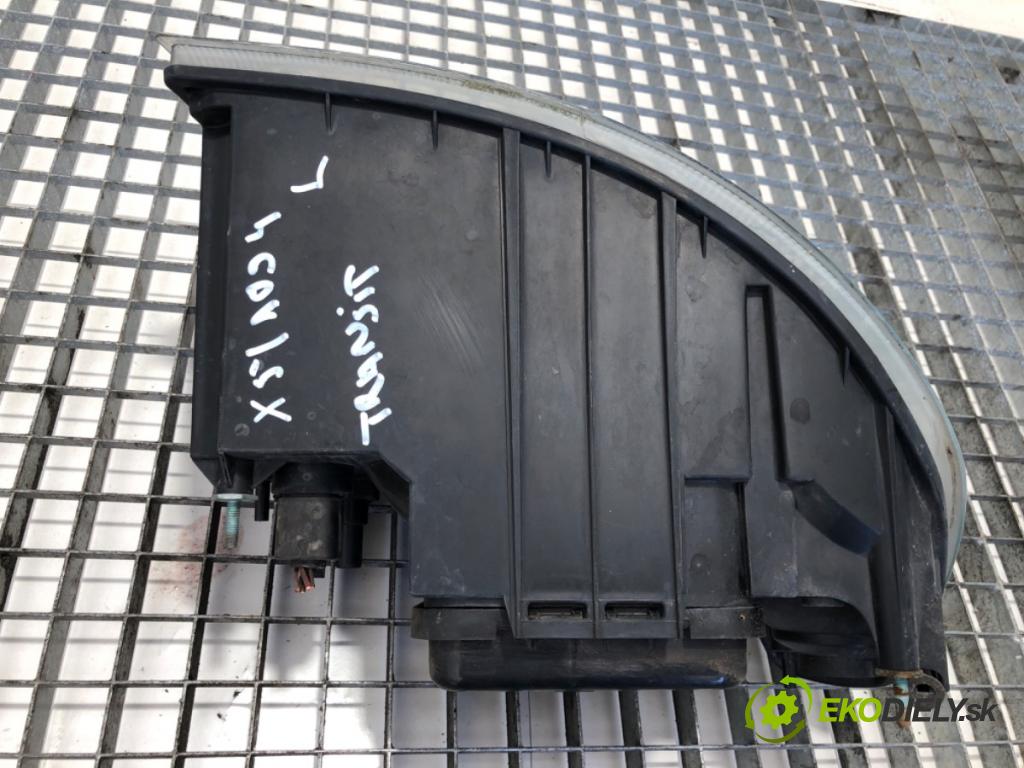 FORD TRANSIT Autobus (FD_ _, FB_ _, FS_ _, FZ_ _, FC_ _) 2000 - 2006    2.0 DI (F_E_, F_F_, F_G_) 63 kW [86 KM] olej napędowy 2000 - 2006  Svetlomet ľavy predný YC15-13W030