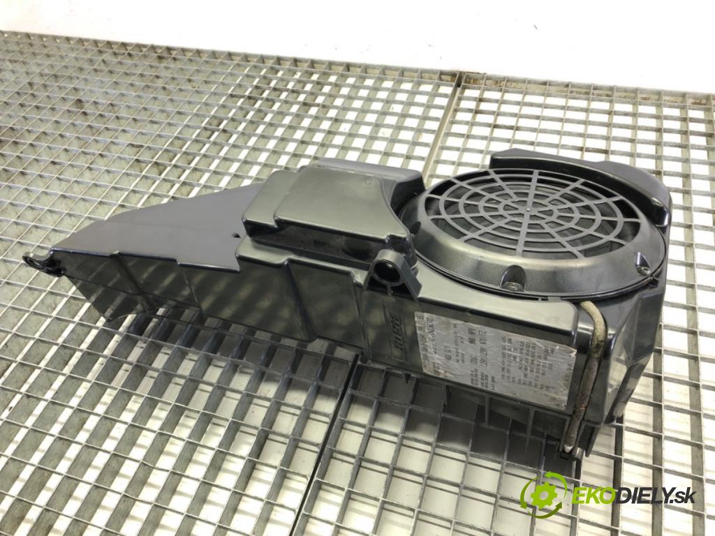 AUDI A6 C7 Avant (4G5, 4GD) 2011 - 2018    3.0 TDI quattro 180 kW [245 KM] olej napędowy 2011 - 2018  subwoofer 4G9035382A (Audio zariadenia)