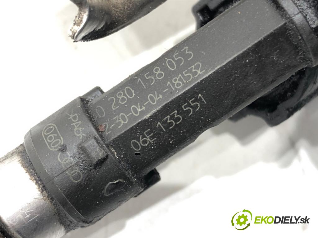 AUDI A6 C6 Avant (4F5) 2004 - 2011    2.4 130 kW [177 KM] benzyna 2005 - 2008  Lišta vstrekovacia 06E133551 (Vstrekovacie lišty)