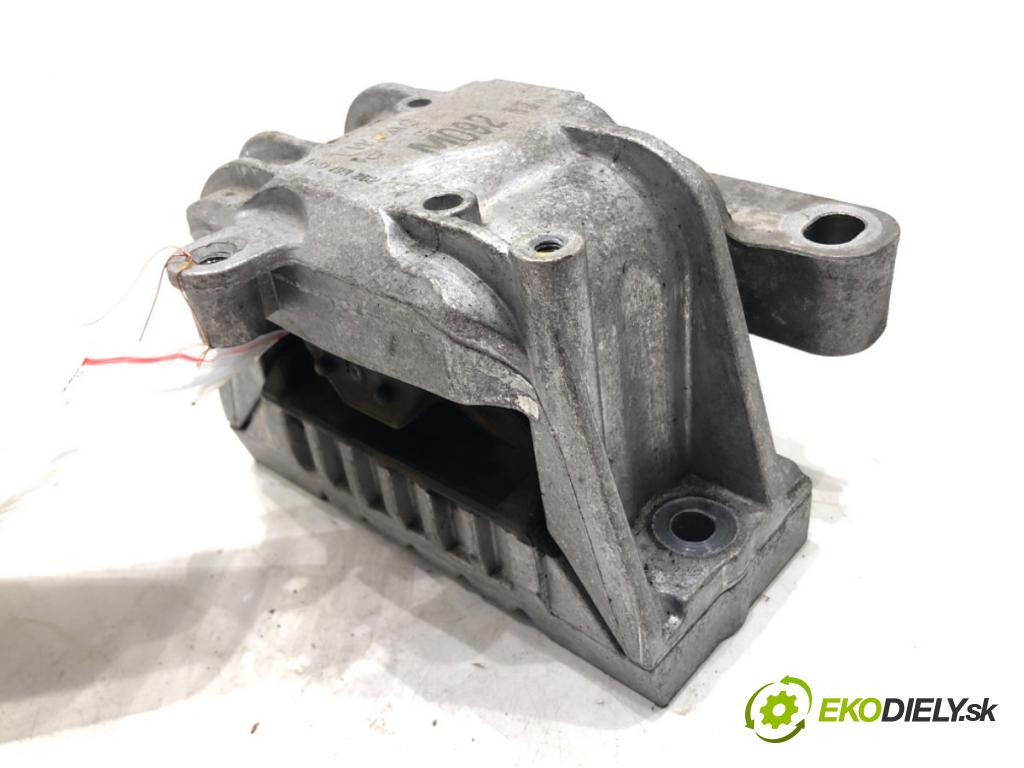 VW JETTA IV (162, 163, AV3, AV2) 2008 - 2022    1.2 TSI 77 kW [105 KM] benzyna 2010 - 2017  AirBag Motor 1K0199262CP (Držiaky motora)