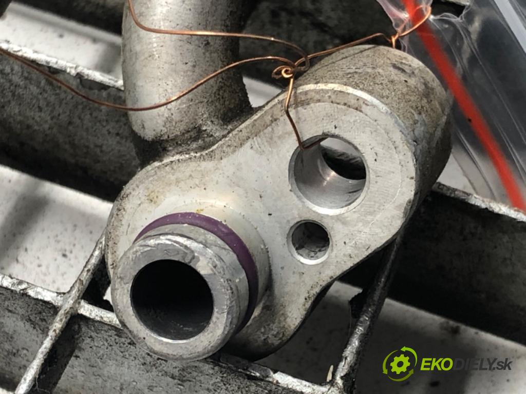 VW JETTA IV (162, 163, AV3, AV2) 2008 - 2022    1.2 TSI 77 kW [105 KM] benzyna 2010 - 2017  rúrka klimatizácie 5C0820721D (Rúrky klimatizácie)