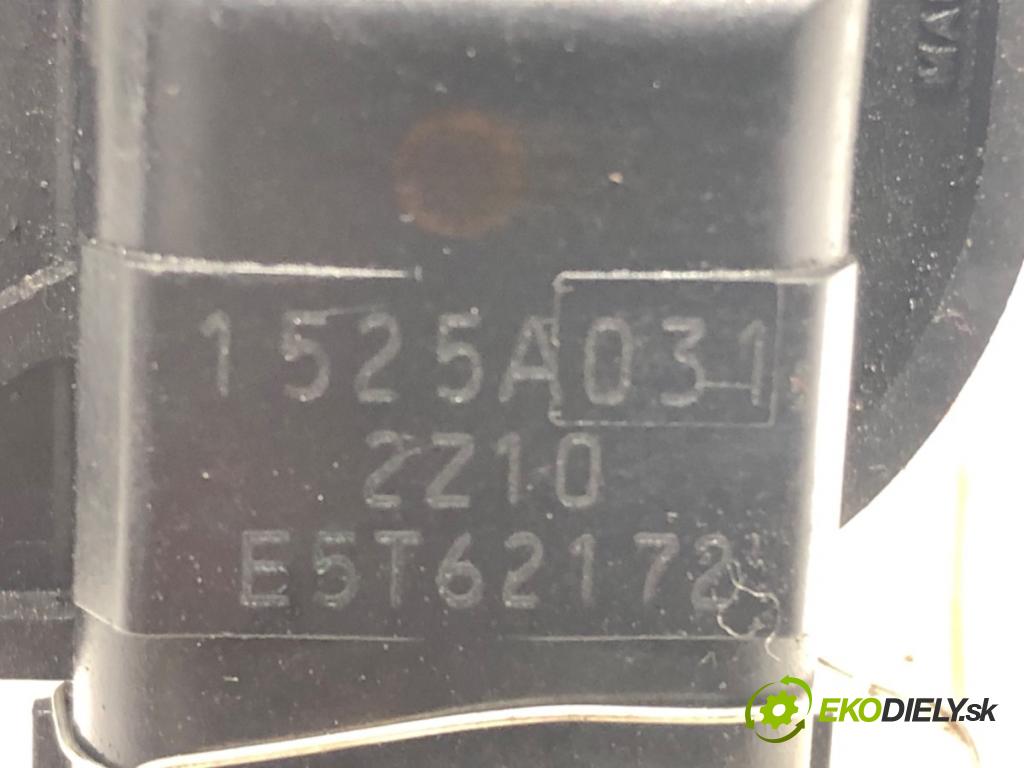 MITSUBISHI MIRAGE / SPACE STAR VI liftback (A0_A) 2012 - 2022    1.0 (A05A) 52 kW [71 KM] benzyna 2012 - 2022  Váha vzduchu 1525A031 (Váhy vzduchu)