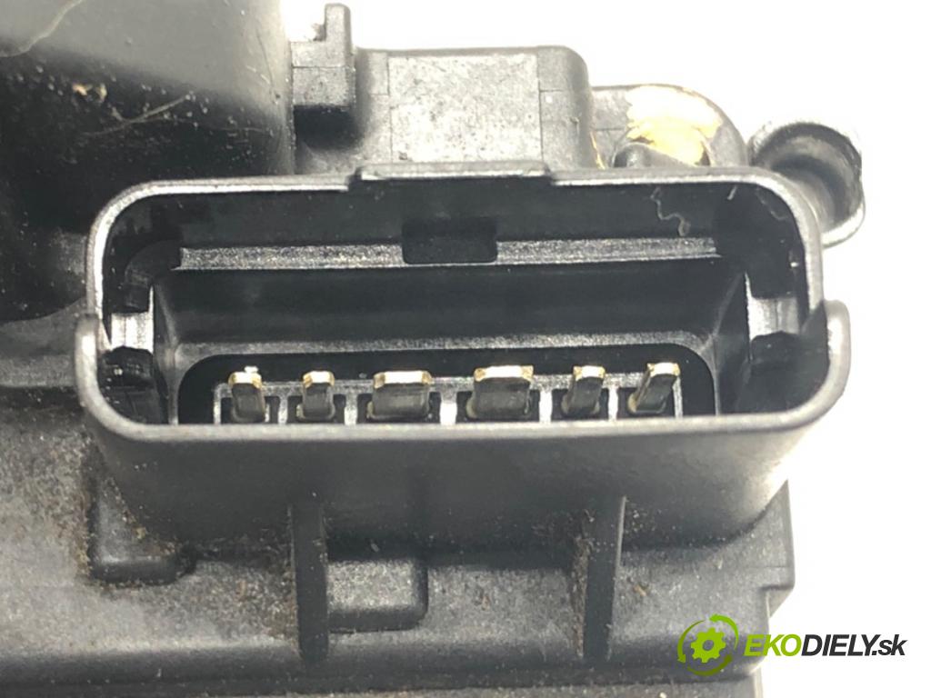 RENAULT SCÉNIC III (JZ0/1_) 2008 - 2022    1.4 16V (JZ0F, JZ1V) 96 kW [131 KM] benzyna 2009 - 2022  zámok dveře pravý zadní část 825020033R