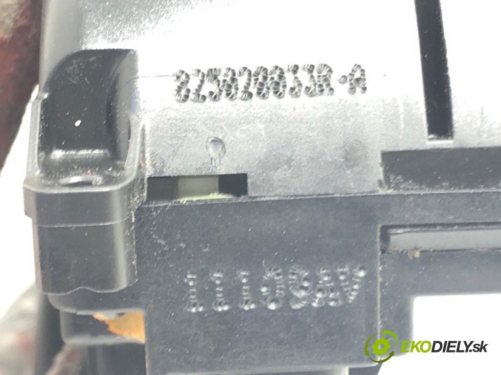 RENAULT SCÉNIC III (JZ0/1_) 2008 - 2022    1.4 16V (JZ0F, JZ1V) 96 kW [131 KM] benzyna 2009 - 2022  zámok dveře pravý zadní část 825020033R