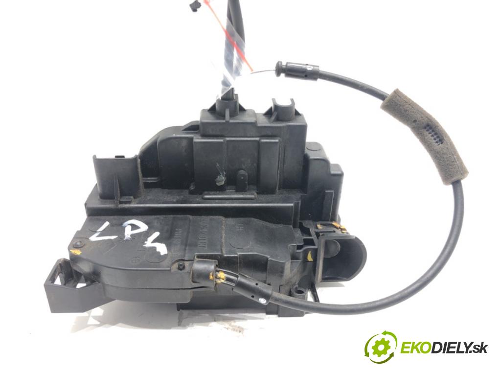 RENAULT SCÉNIC III (JZ0/1_) 2008 - 2022    1.4 16V (JZ0F, JZ1V) 96 kW [131 KM] benzyna 2009 - 2022  zámok dveře levý přední část