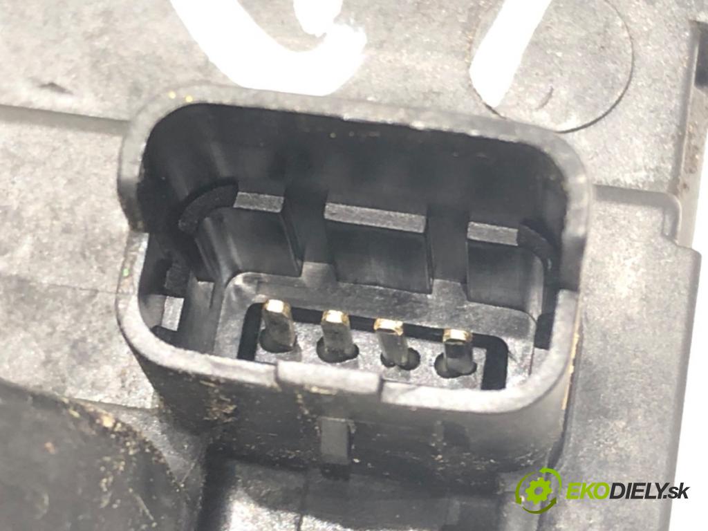 RENAULT SCÉNIC III (JZ0/1_) 2008 - 2022    1.4 16V (JZ0F, JZ1V) 96 kW [131 KM] benzyna 2009 - 2022  zámok dveře levý přední část