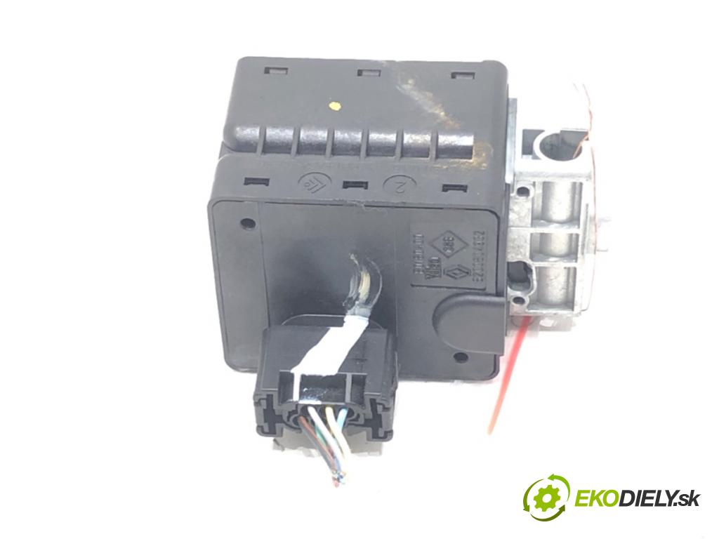 RENAULT SCÉNIC III (JZ0/1_) 2008 - 2022    1.4 16V (JZ0F, JZ1V) 96 kW [131 KM] benzyna 2009 - 2022  blokáda volantu 8200604932 (Ostatné)