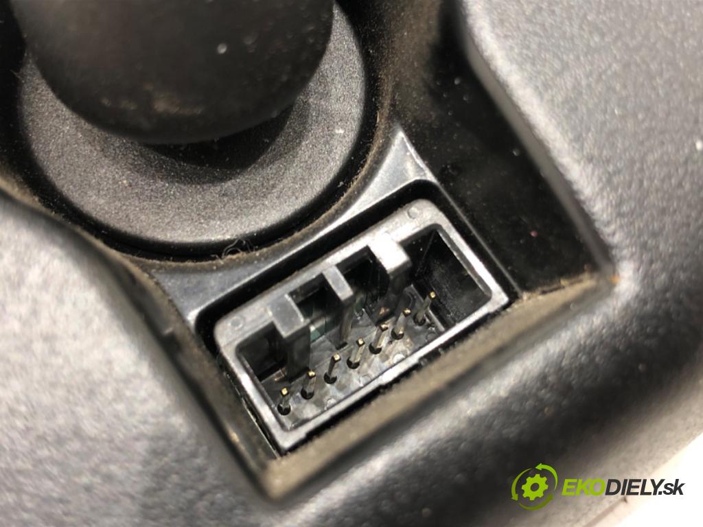 HONDA ACCORD VIII (CU) 2008 - 2022    2.2 i-DTEC (CU3) 110 kW [150 KM] olej napędowy 2008 - 2015  zpětné zrcátko vnitřní  (Světla vnitřní)