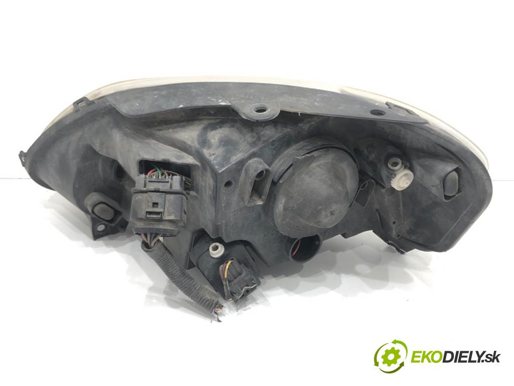 VW FOX liftback (5Z1, 5Z3, 5Z4) 2003 - 2015    1.2 40 kW [55 KM] benzyna 2005 - 2011  Svetlomet pravy predný