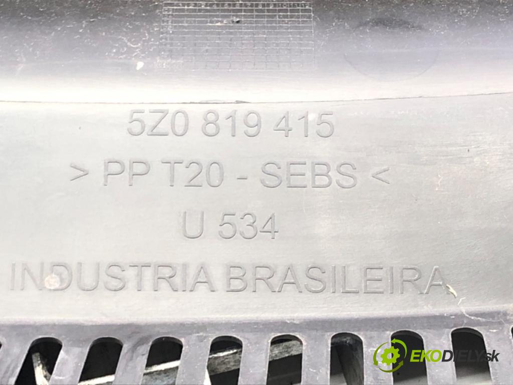 VW FOX liftback (5Z1, 5Z3, 5Z4) 2003 - 2015    1.2 40 kW [55 KM] benzyna 2005 - 2011  Torpédo, plast pod čelné okno 5Z0819415 (Torpéda)
