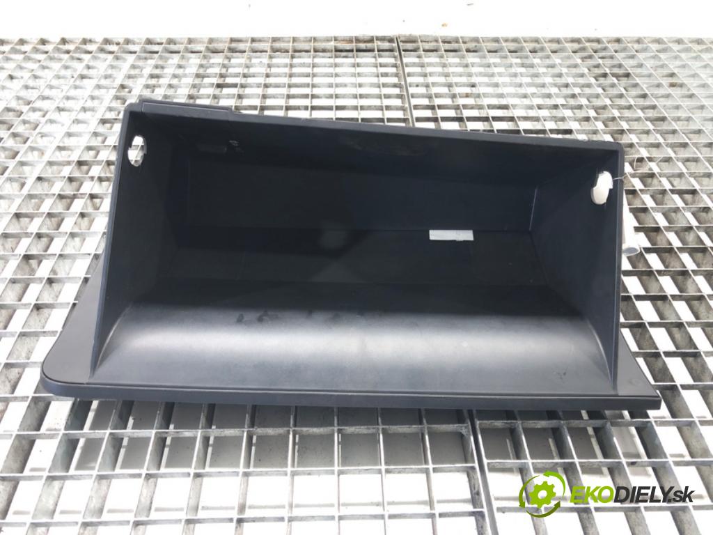 KIA SPORTAGE III (SL) 2009 - 2022    2.0 CRDi 100 kW [136 KM] olej napędowy 2010 - 2022  Priehradka, kastlík spolujazdca  (Priehradky, kastlíky)