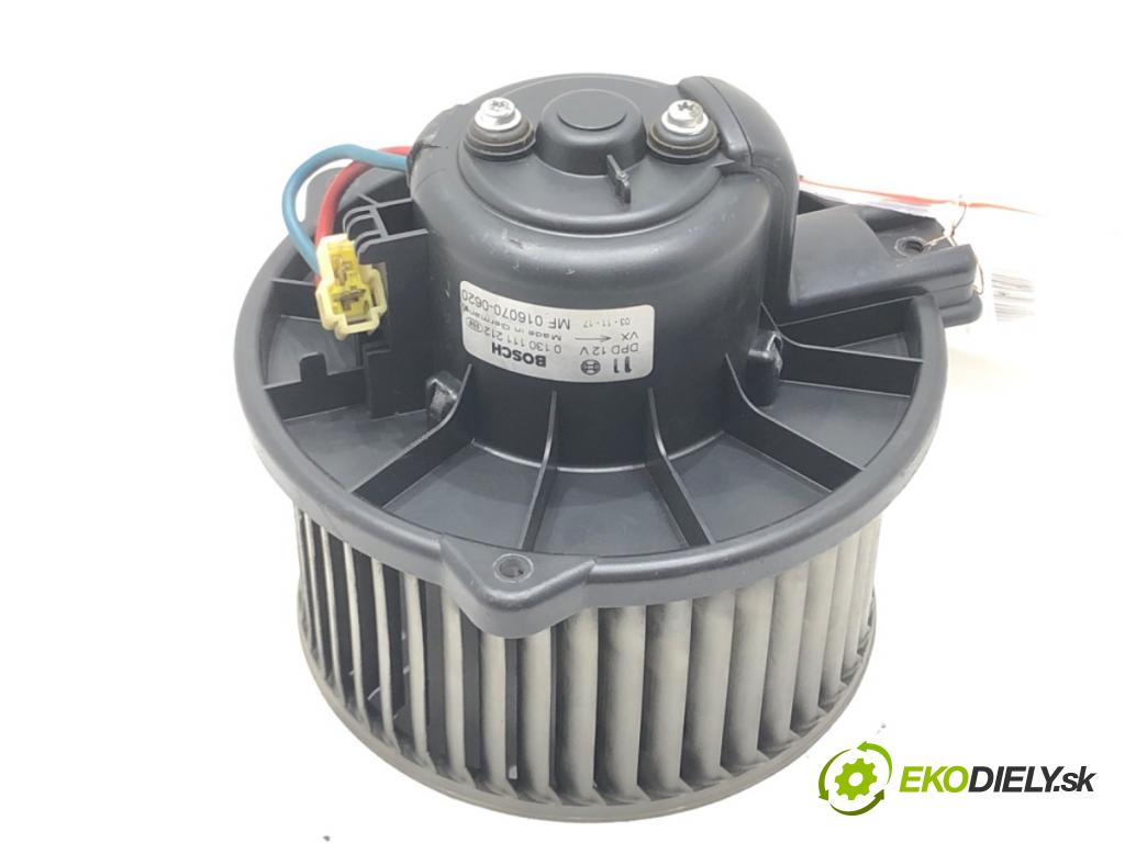 VOLVO V40 Kombi (645) 1995 - 2004    ---  ventilátor kúrenia