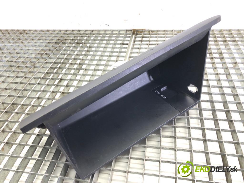 KIA SPORTAGE III (SL) 2009 - 2022    1.7 CRDi 85 kW [116 KM] olej napędowy 2010 - 2022  Priehradka, kastlík spolujazdca  (Priehradky, kastlíky)