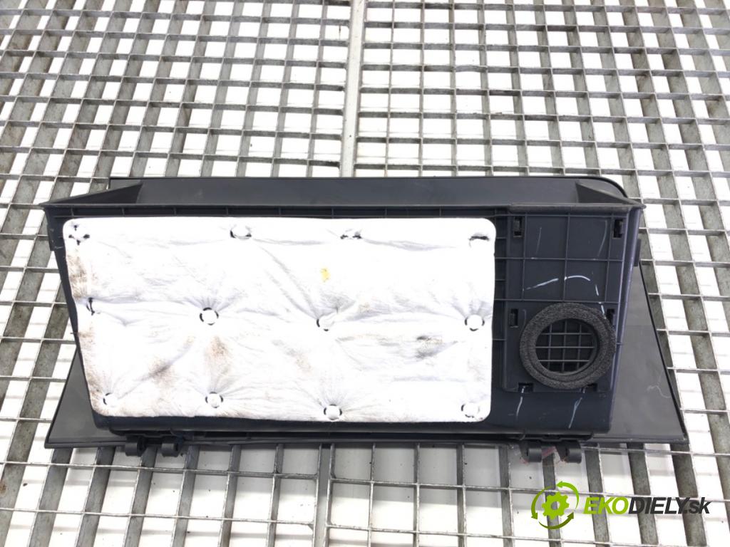 KIA SPORTAGE III (SL) 2009 - 2022    1.7 CRDi 85 kW [116 KM] olej napędowy 2010 - 2022  Priehradka, kastlík spolujazdca  (Priehradky, kastlíky)