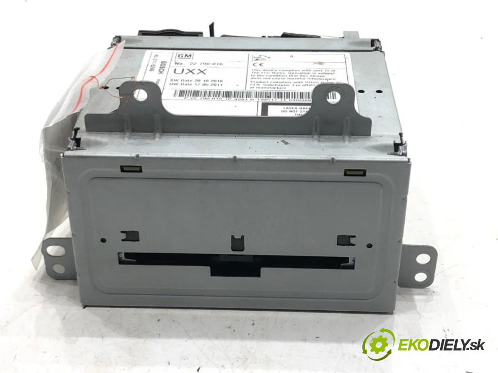 OPEL INSIGNIA A Sports Tourer (G09) 2008 - 2017    2.0 CDTI 4x4 (35) 118 kW [160 KM] olej napędowy 2010 - 2015  RADIO Navigácia 22790016 (Audio zariadenia)