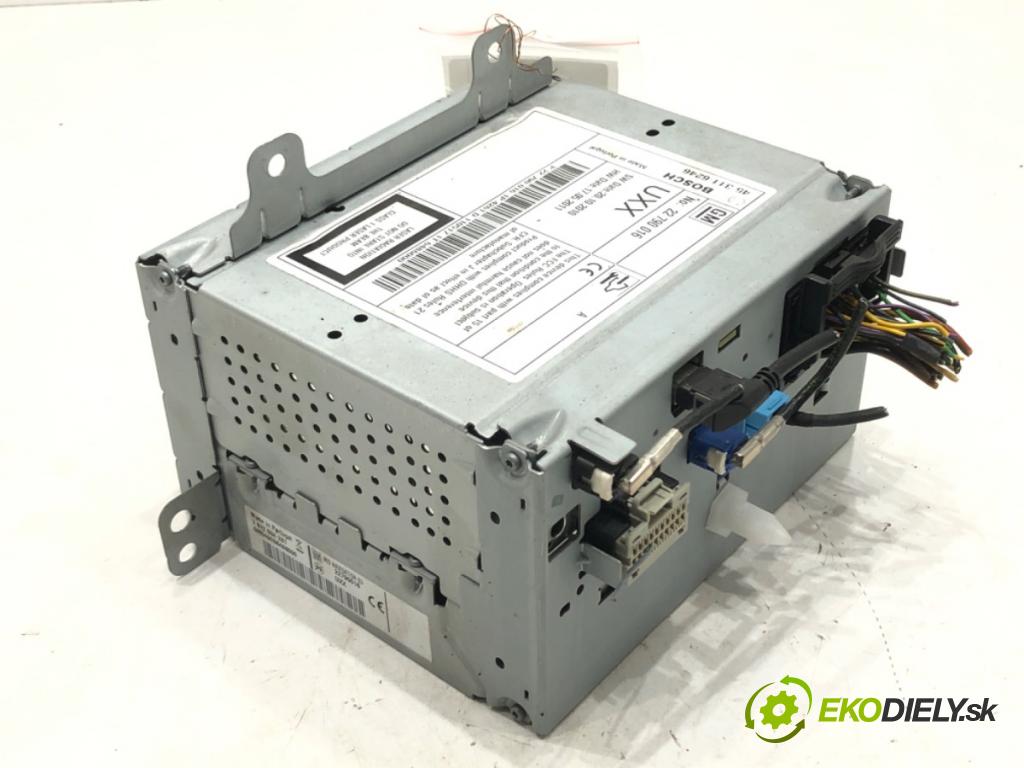 OPEL INSIGNIA A Sports Tourer (G09) 2008 - 2017    2.0 CDTI 4x4 (35) 118 kW [160 KM] olej napędowy 2010 - 2015  RADIO Navigácia 22790016 (Audio zariadenia)