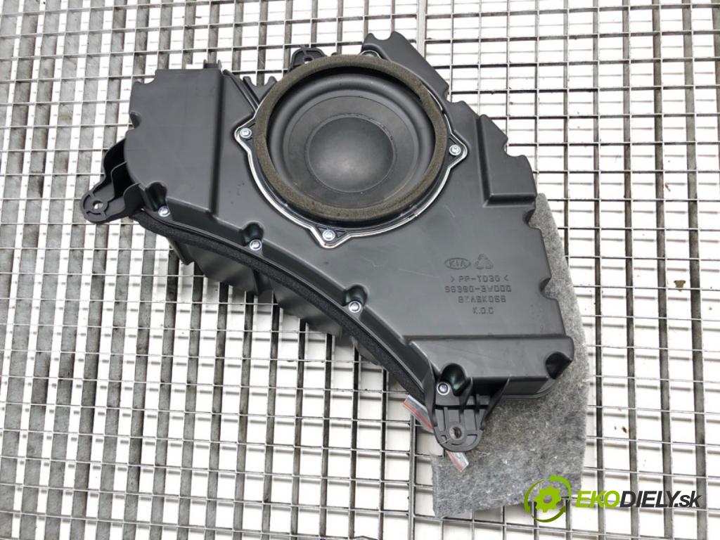 KIA SPORTAGE III (SL) 2009 - 2022    2.0 CRDi 100 kW [136 KM] olej napędowy 2010 - 2022  subwoofer 96380-3W000 (Audio zariadenia)