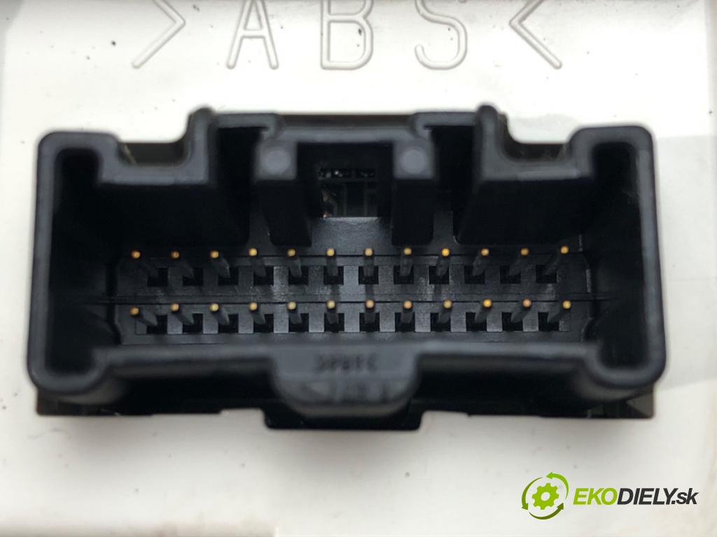 MAZDA 3 liftback 2007 105 kW 2.0 MZR-CD (BK14) 1998 Panel ovládania kúrenia K1900BS3L (Prepínacie páčky pod volantom)