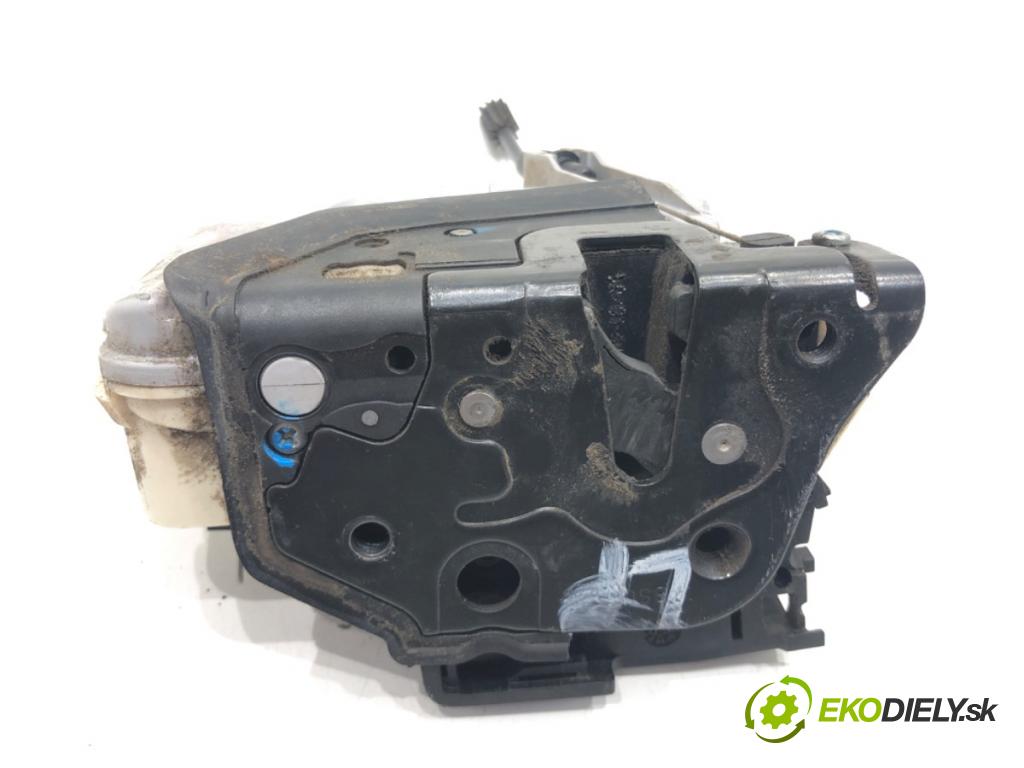 SEAT ALTEA (5P1) 2004 - 2022    1.6 75 kW [102 KM] benzyna 2004 - 2022  zámok dveře levý přední část 1P1837015