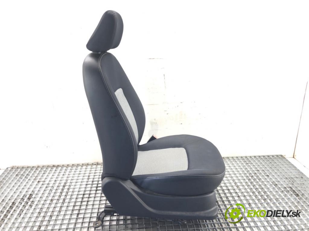 HYUNDAI i10 I (PA) 2007 - 2022    1.2 57 kW [78 KM] benzyna 2008 - 2011  Sedadlo pravy predný