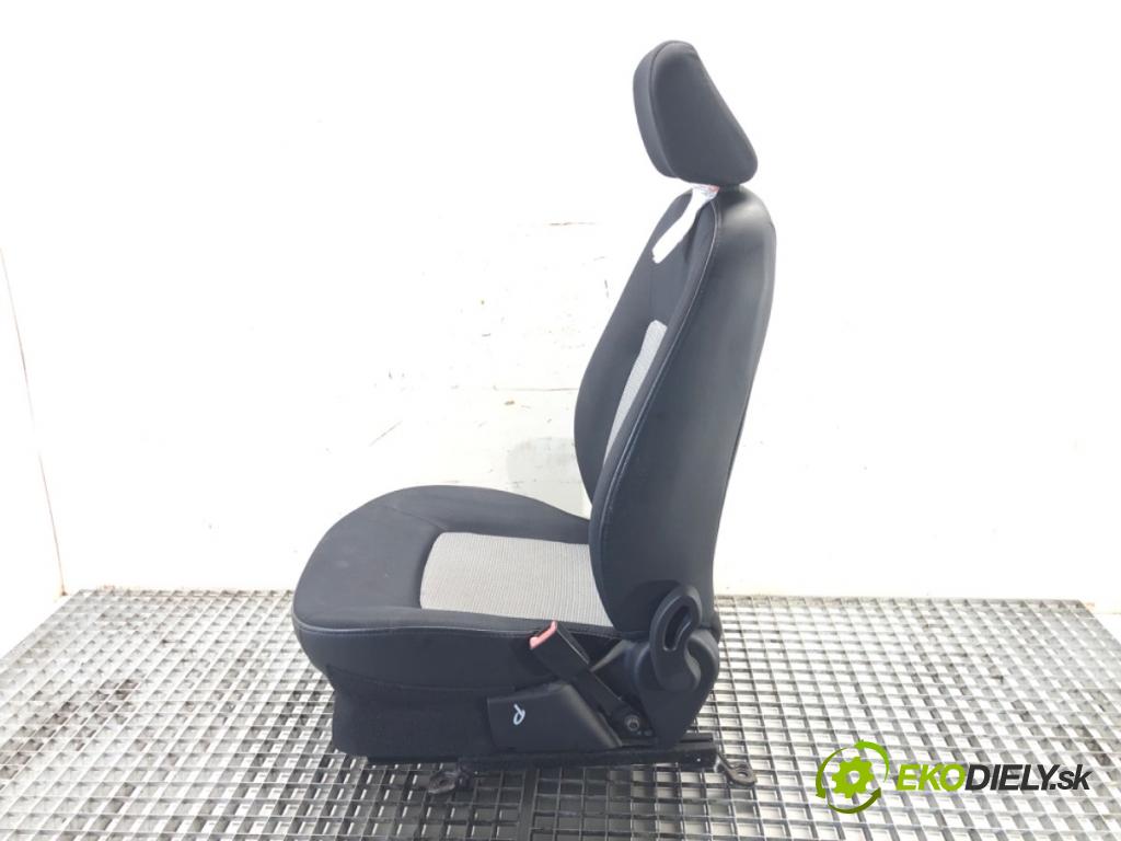 HYUNDAI i10 I (PA) 2007 - 2022    1.2 57 kW [78 KM] benzyna 2008 - 2011  Sedadlo pravy predný