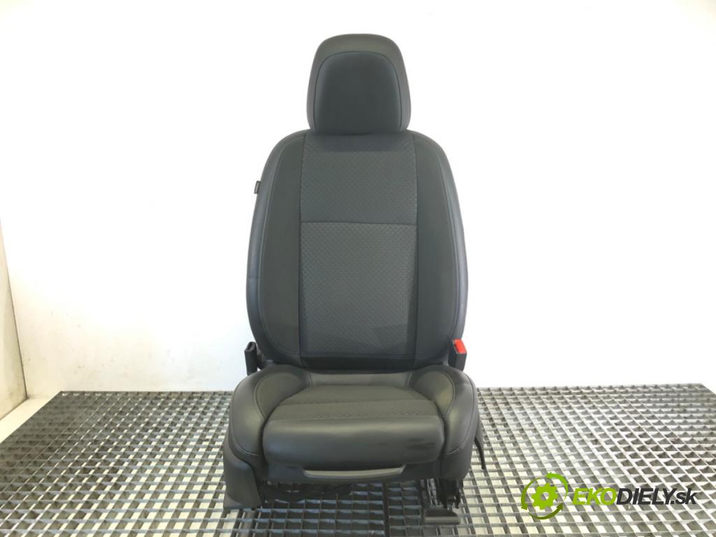 OPEL MOKKA / MOKKA X (J13) 2012 - 2022    1.4 (_76) 103 kW [140 KM] benzyna 2013 - 2022  Sedadlo pravy predný 