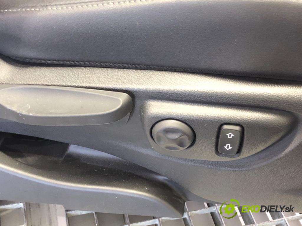 OPEL MOKKA / MOKKA X (J13) 2012 - 2022    1.4 (_76) 103 kW [140 KM] benzyna 2013 - 2022  Sedadlo pravy predný