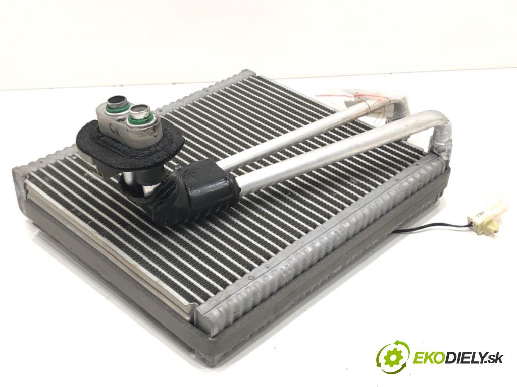 KIA STINGER (CK) 2017 - 2022    3.3 T-GDi 4WD 272 kW [370 KM] benzyna 2017 - 2022  Výhrevné teleso, radiátor kúrenia  (Radiátory kúrenia)