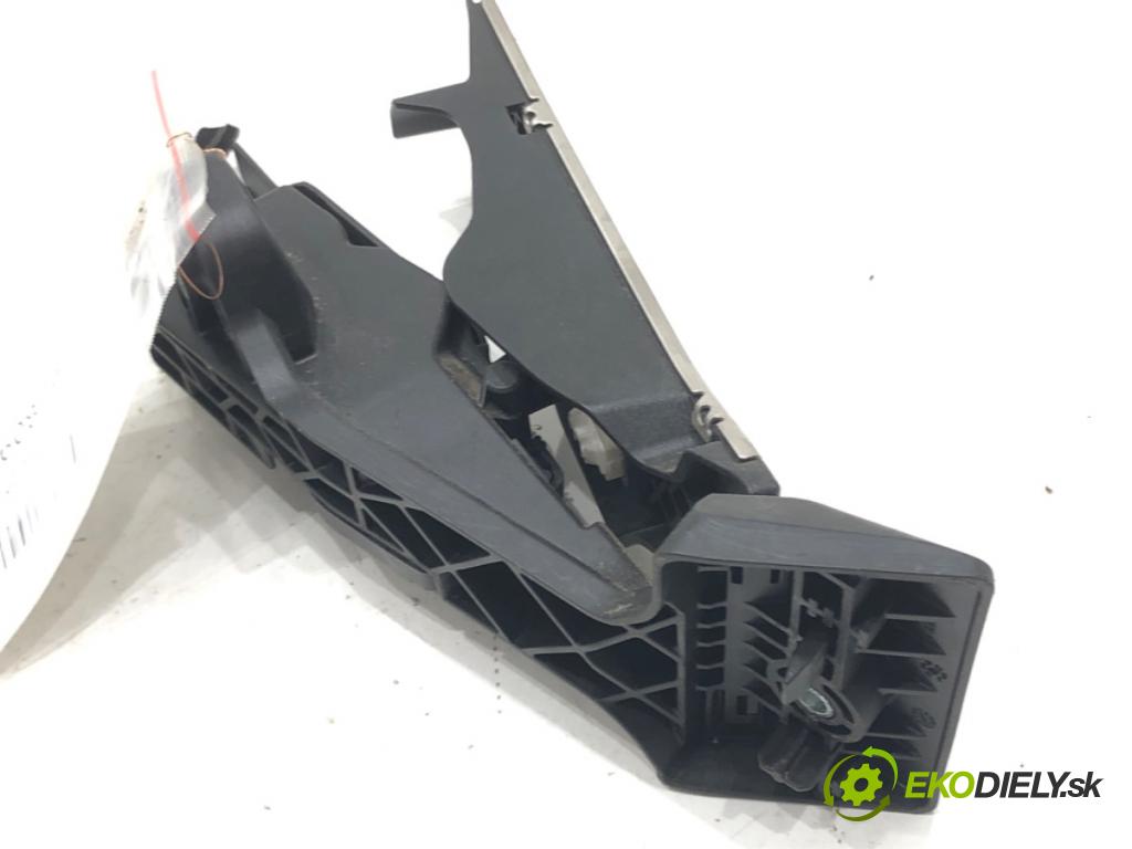 KIA STINGER (CK) 2017 - 2022    3.3 T-GDi 4WD 272 kW [370 KM] benzyna 2017 - 2022  Potenciometer plynu  (Pedále)