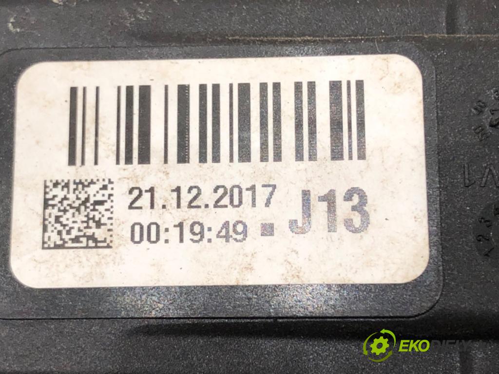 KIA STINGER (CK) 2017 - 2022    3.3 T-GDi 4WD 272 kW [370 KM] benzyna 2017 - 2022  Potenciometer plynu  (Pedále)