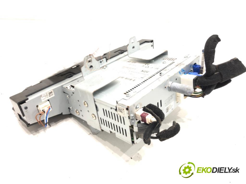 KIA STINGER (CK) 2017 - 2022    3.3 T-GDi 4WD 272 kW [370 KM] benzyna 2017 - 2022  RADIO Navigácia 96560-J5450 (Audio zariadenia)