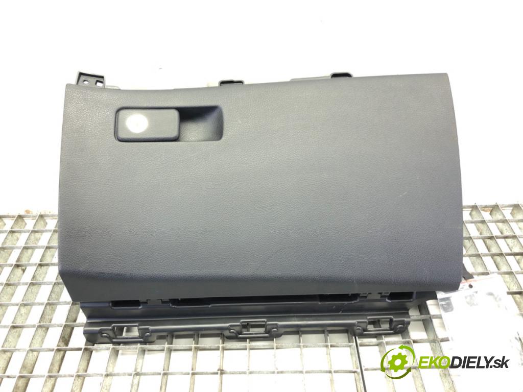 KIA STINGER (CK) 2017 - 2022    3.3 T-GDi 4WD 272 kW [370 KM] benzyna 2017 - 2022  Priehradka, kastlík spolujazdca 84501J5200WK (Priehradky, kastlíky)