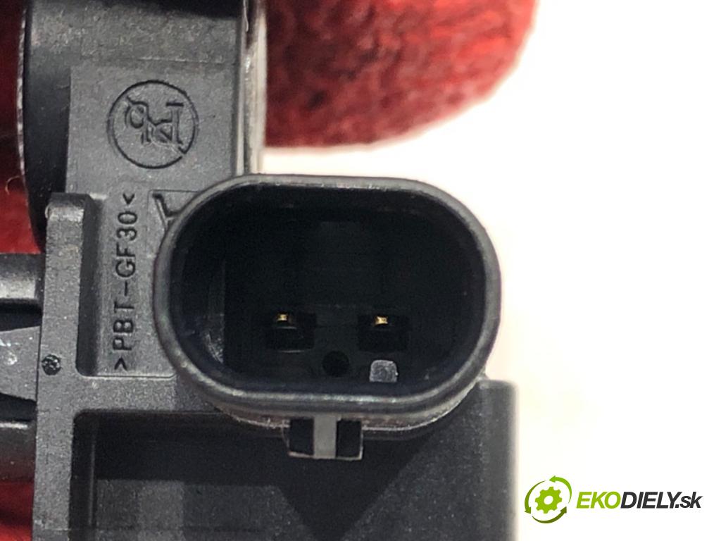 KIA STINGER (CK) 2017 - 2022    3.3 T-GDi 4WD 272 kW [370 KM] benzyna 2017 - 2022  Snímač nárazu 95920-J5000 (Snímače nárazu)