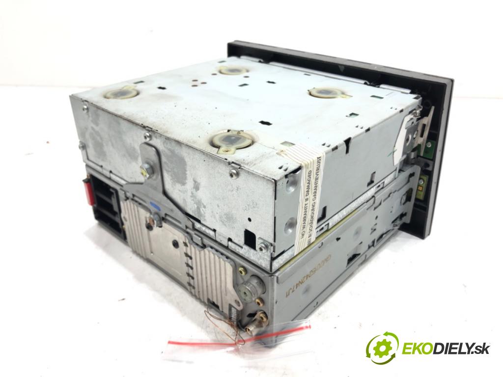 OPEL SIGNUM liftback (Z03) 2003 - 2008    2.2 direct (F48) 114 kW [155 KM] benzyna 2003 - 2008  RADIO 93176927 (Audio zariadenia)