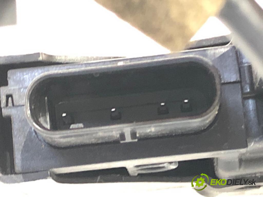 CITROEN C4 III (BA_, BB_, BC_) 2020 - 2022    1.2 PureTech 130 (BAHNSA, BAHNSB) 96 kW [130 KM] benzyna 2020 - 2022  zámok dveře pravý zadní část 9832797480