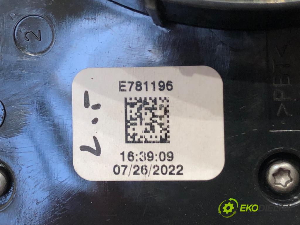 CITROEN C4 III (BA_, BB_, BC_) 2020 - 2022    1.2 PureTech 130 (BAHNSA, BAHNSB) 96 kW [130 KM] benzyna 2020 - 2022  Prepínač kombinovaný 98477398ZD (Prepínače, spínače, tlačidlá a ovládače kúrenia)