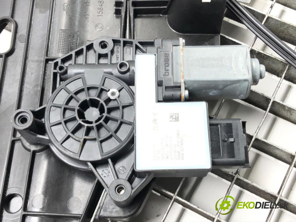 CITROEN C4 III (BA_, BB_, BC_) 2020 - 2022    1.2 PureTech 130 (BAHNSA, BAHNSB) 96 kW [130 KM] benzyna 2020 - 2022  mechanismus okna pravý přední část 9832821580