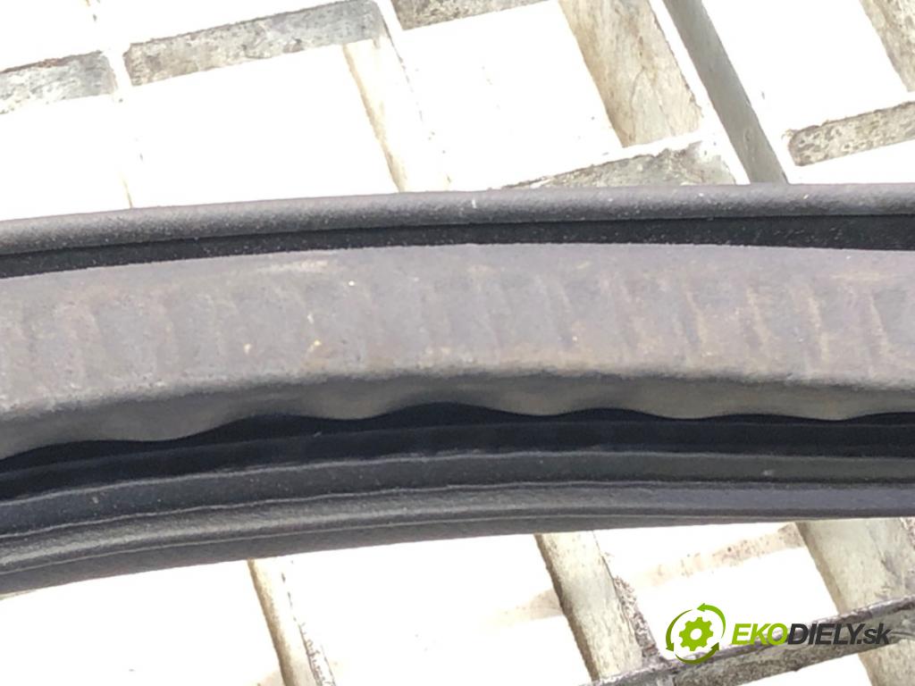 CITROEN C4 III (BA_, BB_, BC_) 2020 - 2022    1.2 PureTech 130 (BAHNSA, BAHNSB) 96 kW [130 KM] benzyna 2020 - 2022  těsnění dveře zadní část pravá  (Ostatní)