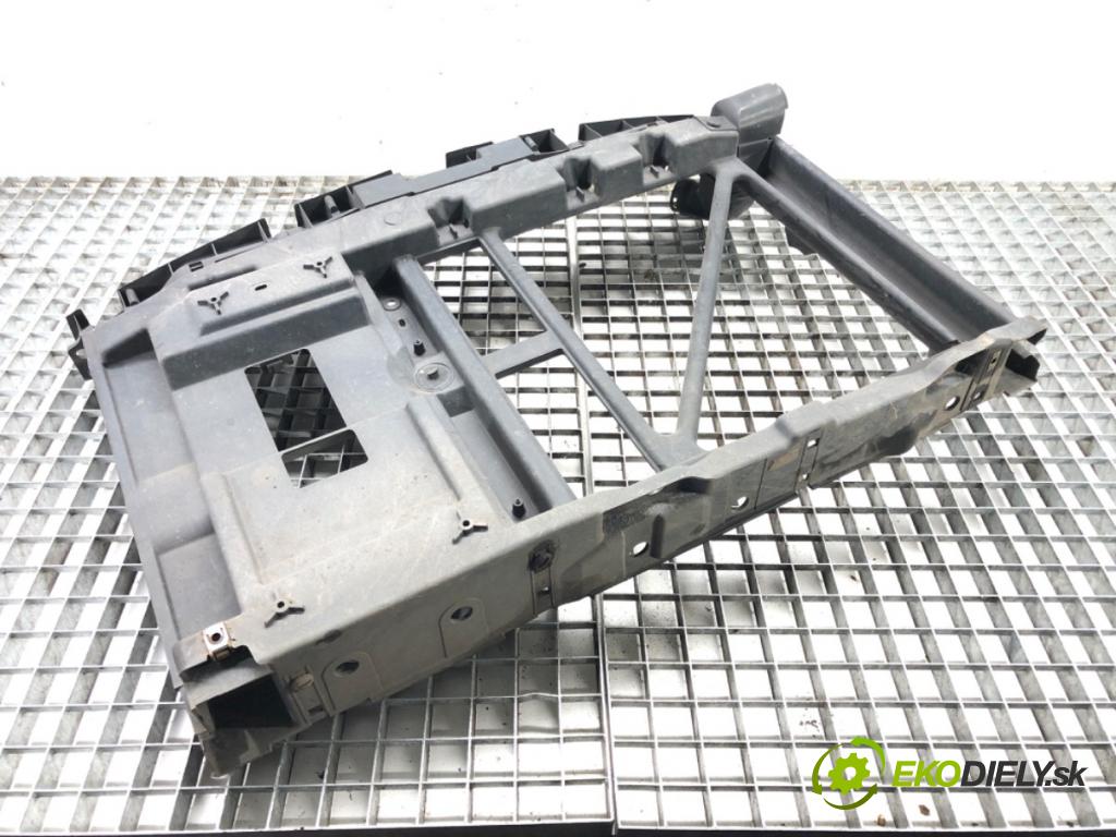 CITROEN C3 I (FC_, FN_) 2002 - 2022    1.4 i 54 kW [73 KM] benzyna 2002 - 2010  držák přední část  (Výztuhy přední)