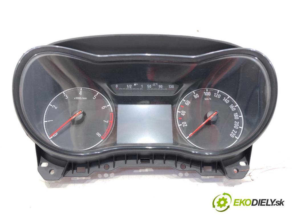 OPEL CORSA E (X15) 2014 - 2022    1.4 (08, 68) 66 kW [90 KM] benzyna 2014 - 2022  Prístrojovka 39204203 (Prístrojové dosky, displeje)