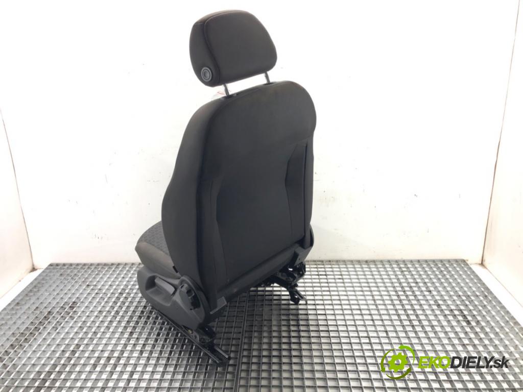 OPEL CORSA E (X15) 2014 - 2022    1.4 (08, 68) 66 kW [90 KM] benzyna 2014 - 2022  Sedadlo ľavy predný