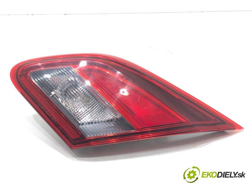 OPEL CORSA E (X15) 2014 - 2022    1.4 (08, 68) 66 kW [90 KM] benzyna 2014 - 2022  světlo zadní část pravá vnitřní 39012624 (Ostatné)