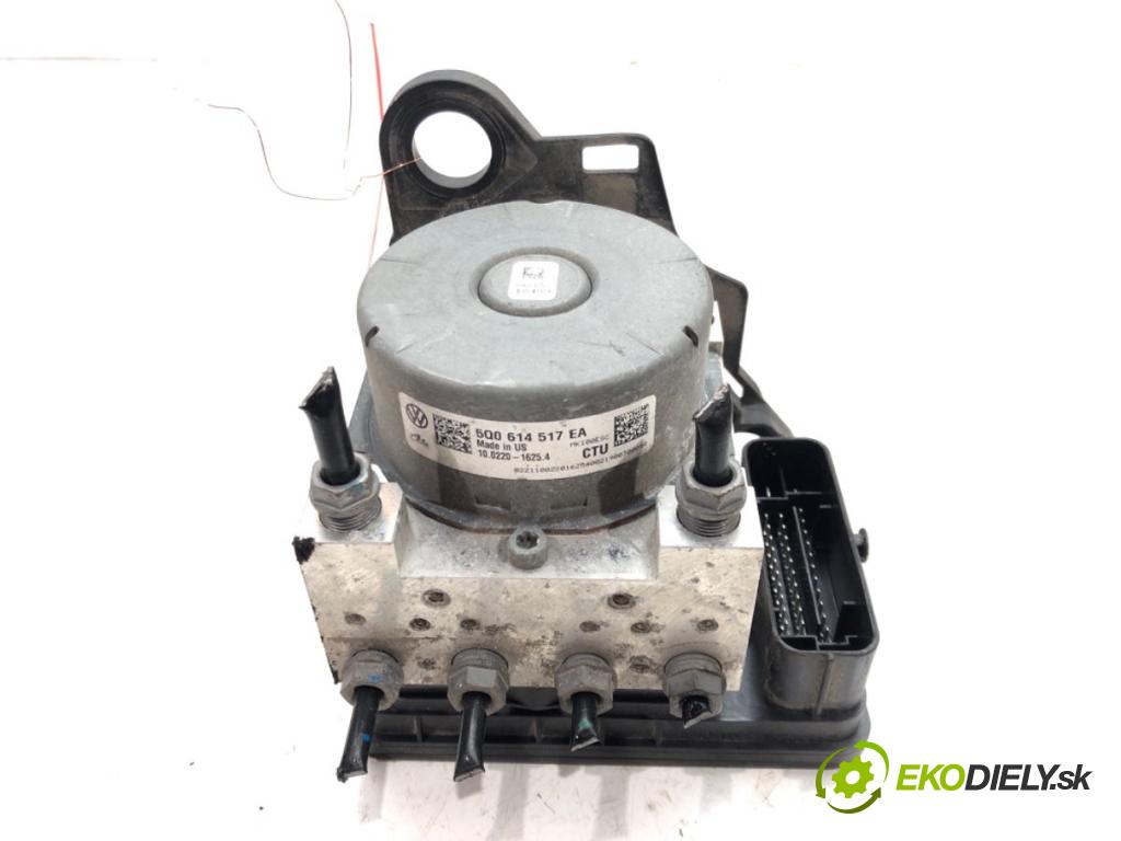 VW GOLF VII (5G1, BQ1, BE1, BE2) 2012 - 2022    2.0 GTI TCR 213 kW [290 KM] benzyna 2018 - 2022  Pumpa ABS 5Q0614517EA (Pumpy ABS)