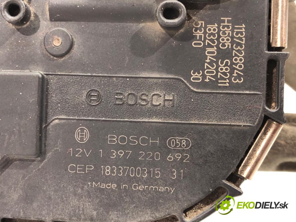 VW GOLF VII (5G1, BQ1, BE1, BE2) 2012 - 2022    2.0 GTI TCR 213 kW [290 KM] benzyna 2018 - 2022  Mechanizmus stieračov predný 5GM955023A (Motorčeky stieračov predné)