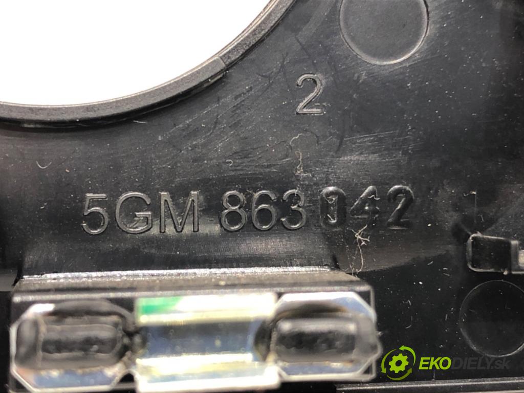 VW GOLF VII (5G1, BQ1, BE1, BE2) 2012 - 2022    2.0 GTI TCR 213 kW [290 KM] benzyna 2018 - 2022  lišty kryt 5GM819728F 5GM857189 (Lišty)