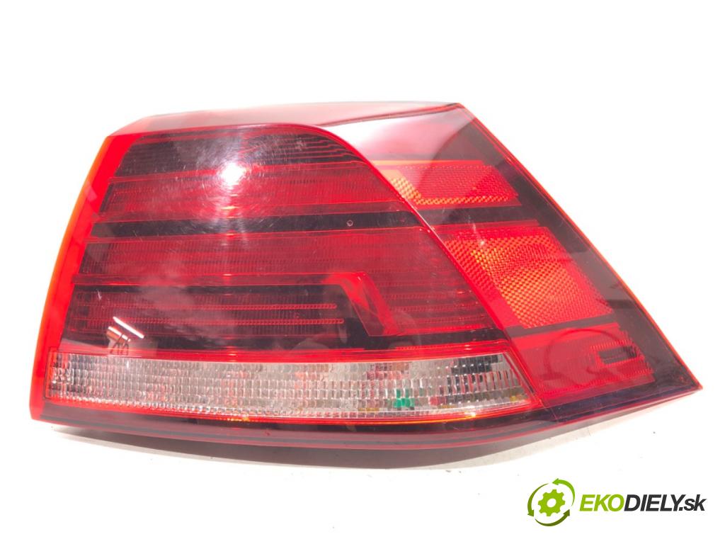 VW GOLF VII liftback 2019 213 kW 2.0 GTI TCR 1984 Svetlo pravy zad 5GM945096F