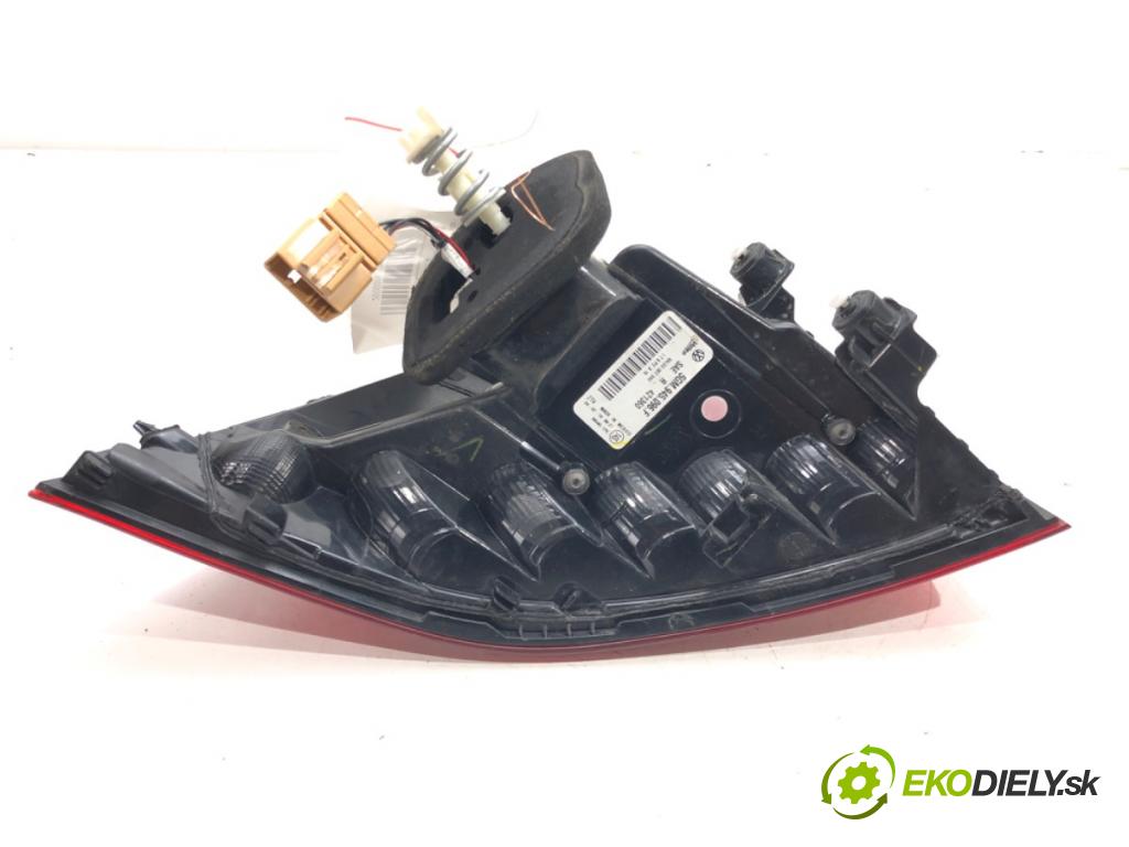 VW GOLF VII liftback 2019 213 kW 2.0 GTI TCR 1984 Svetlo pravy zad 5GM945096F